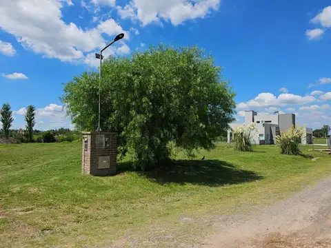 Acceso Oeste km. 69, Lujan