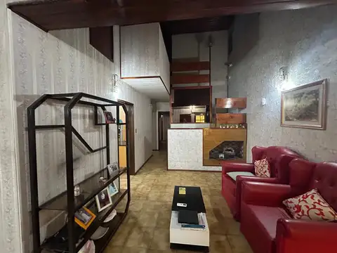 Casa en Venta en Barrio Guemes, USD 198.000