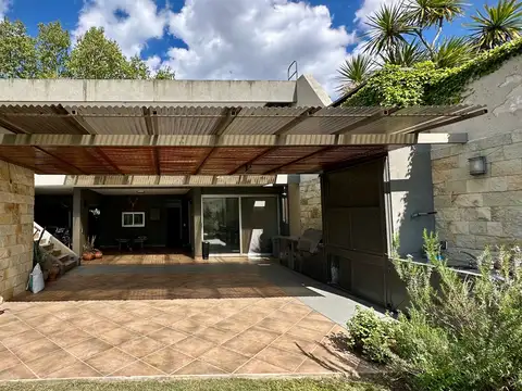 Casa en Venta en San Isidro Barrio Carreras, USD 775.000