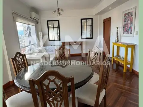 Departamento De Tres Dormitorios En Venta