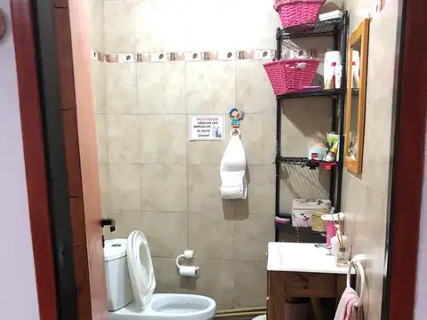 VENTA EN BLOCK - Complejo 3 unidades entrada independiente cuatro cocheras - PERMUTA Y APTO CREDITO