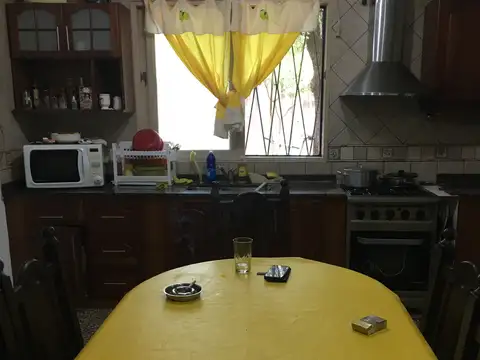 Casa en Gral.Rodríguez, Barrio "La Armonía"