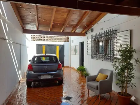 Casa en Venta en Alberdi, USD 71.980