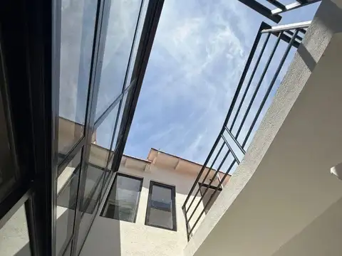 Depto Tipo Casa en Venta en Villa Santa Rita, USD 168.000