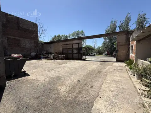 Av. 27 de Febrero al 5600