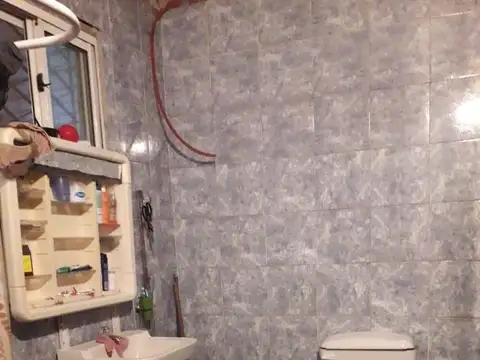 Casa  en Venta ubicado en Castelar, Morón, G.B.A. Zona Oeste - AMA0074_LP545143_8