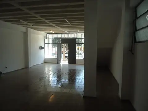 Galpon en Alquiler en General Bustos, $ 1.300.000