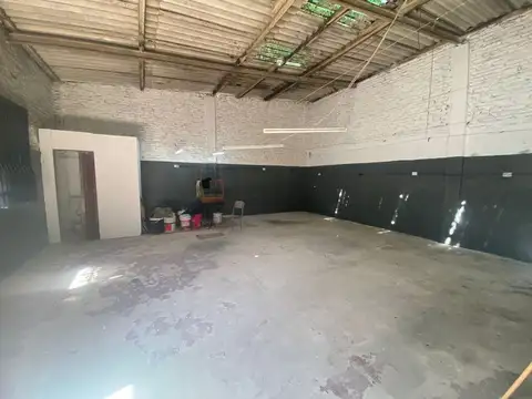 GALPÓN INTERNO EN LANÚS OESTE