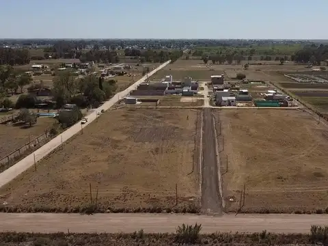 Terreno en Venta en Villa Elvira, USD 9.000