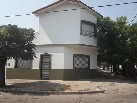 OPORTUNIDAD CASA 3 AMBIENTES ESCUCHA OFERTA