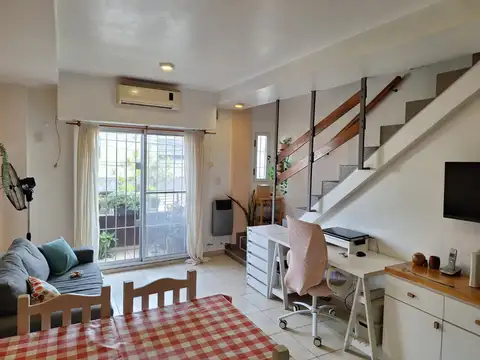 PH 2 AMB EN TRIPLEX CON TERRAZA PROPIA