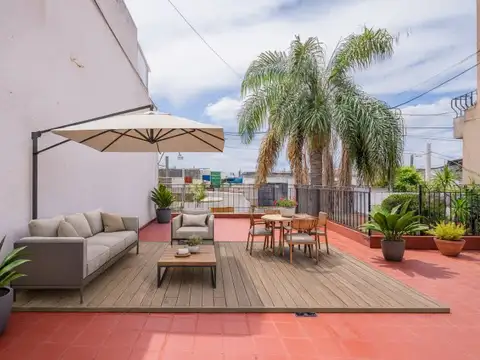 Casa 4 ambientes con 2 baños