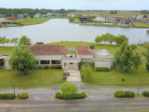 Terreno en Venta de 717,0 m2