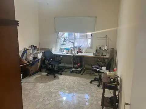 Casa 5 ambientes con 1 baño