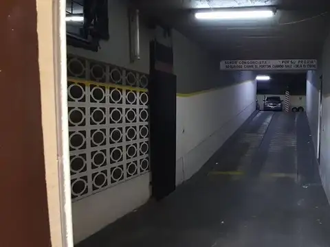 VENTA COCHERA AVELLANEDA CENTRO