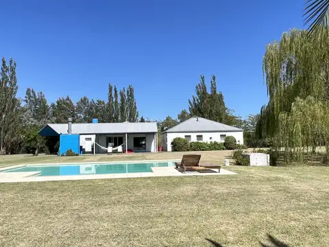 Casa en Venta en Lobos, USD 240.000