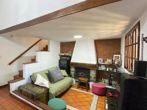 Casa en Venta - Florida - 4 Ambientes + Altillo