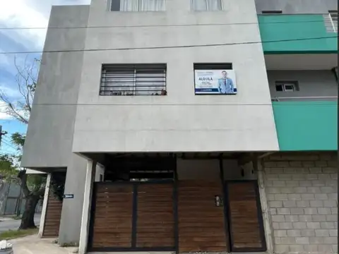 Departamento en venta - 2 Dormitorios 1 Baño - Florencio Varela