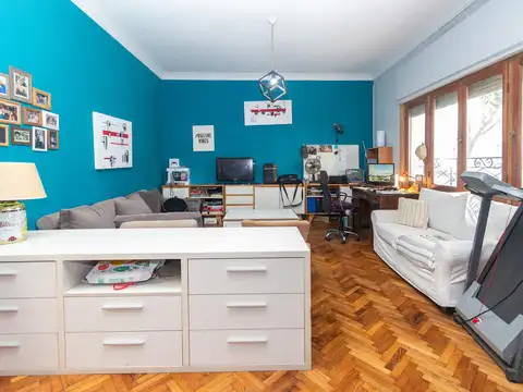 Depto Tipo Casa 6 ambientes con 2 baños