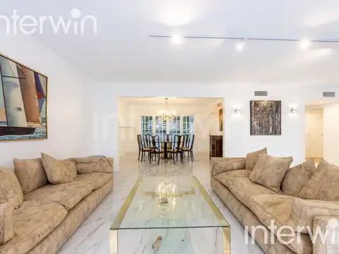 Departamento en Venta con 2 cocheras