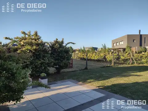 Casa en venta 4 ambientes - El Canton Norte