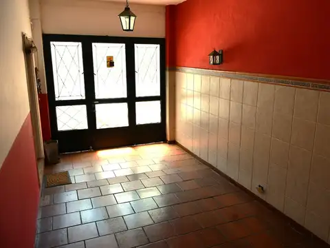 Depto Tipo Casa en Venta en Parque Avellaneda, USD 180.000