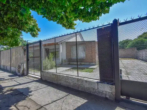 Casa 3 ambientes en venta en Burzaco – Barrio Malvinas Argen