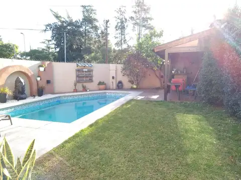 Apto Crédito Venta Casa 5 Amb 4 dormitorio Boulogne C/Jardín