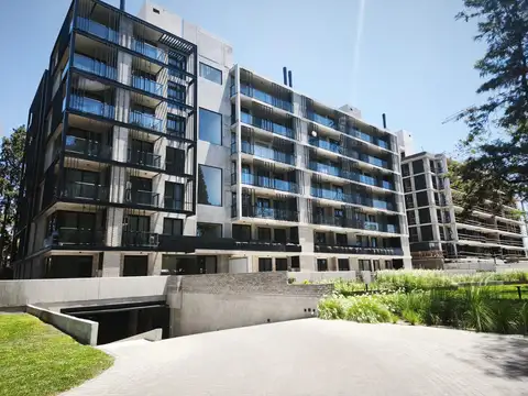 2 dormitiorios con cochera en Condominio Paddock - Fisherton - JJ Paso 7700