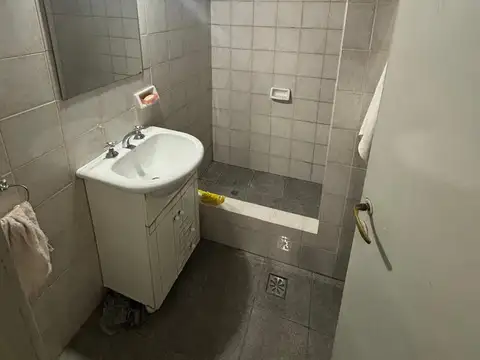 Depto Tipo Casa en Venta 50 años