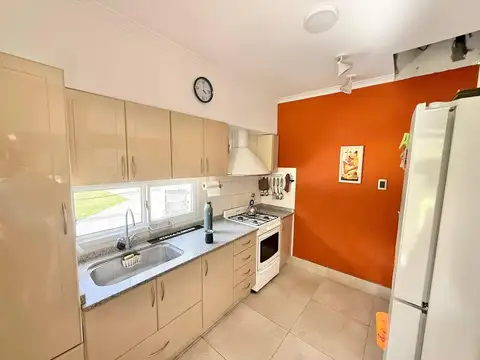 Casa 4 ambientes con 4 baños