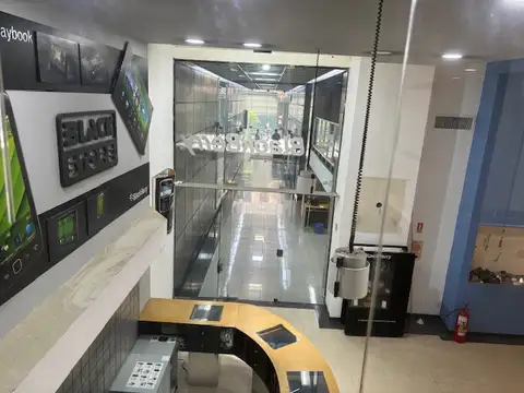 Florida 800, Piso PB