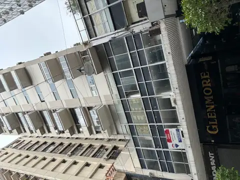 Florida 800, Piso PB