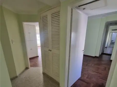 Departamento en Alquiler de 4 ambientes