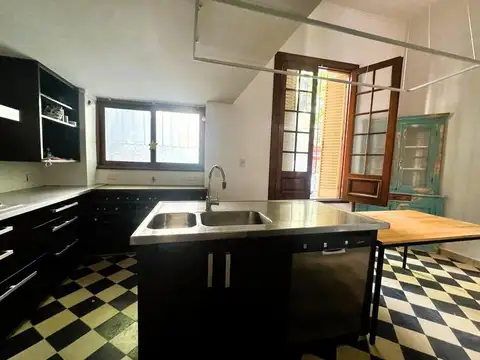 PH PALERMO C/PATIO Y  PARRILLA .4 AMBIENTES.