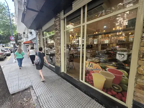 Local en Venta 70 años