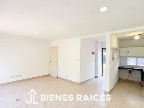 Los Cardos, Los Cardales