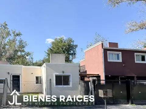 Los Cardos, Los Cardales