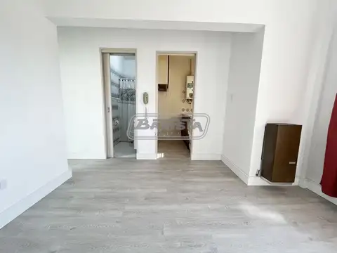 Depto Tipo Casa en Venta en Ramos Mejia, USD 39.000