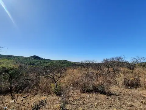 VENTA-LOTE 2.500m2 LA GRANJA-5TO BAÑO