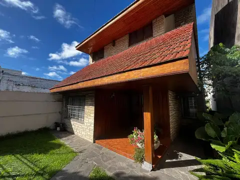 Avenida Dardo Rocha 600