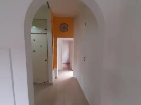 Depto Tipo Casa en Alquiler de 1 dormitorio