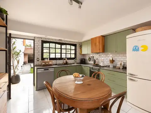 Depto Tipo Casa en Venta de 4 ambientes