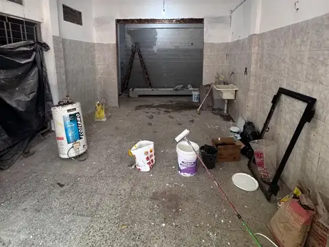 Local comercial 40m en Billinghurst