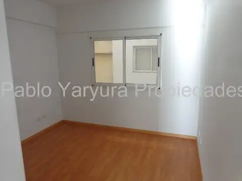 Av. La Plata 3300, Piso 4