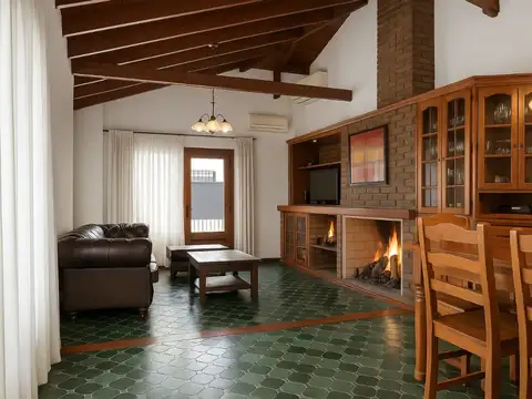 Casa en Venta en Temperley, USD 310.000