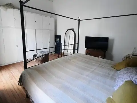 Cochabamba 200, Piso 1