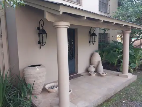 Casa en Venta de 5 dormitorios