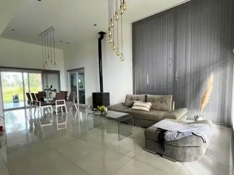 Área 60, Calle 312, Ángel Etcheverry, Partido de Brandsen, Buenos Aires, 1983, Argentina