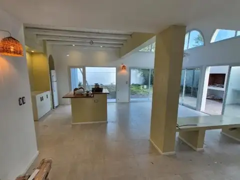 Miguel de Unamuno 1200, B7605BIE Mar del Plata, Provincia de Buenos Aires, Argentina, Mar Del Plata, Buenos Aires, Argentina.